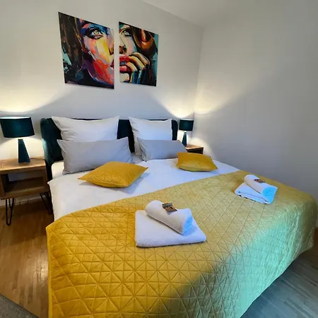 Modernes Mit Balkon Und Parkplatz Zentrum Appartement *