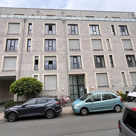 Modernes Mit Balkon Und Parkplatz Zentrum Hannover